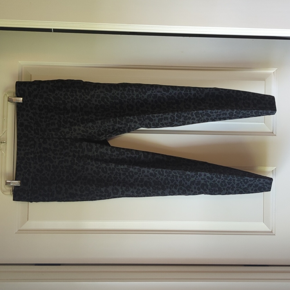 SALE 2/$6 LOFT Pants